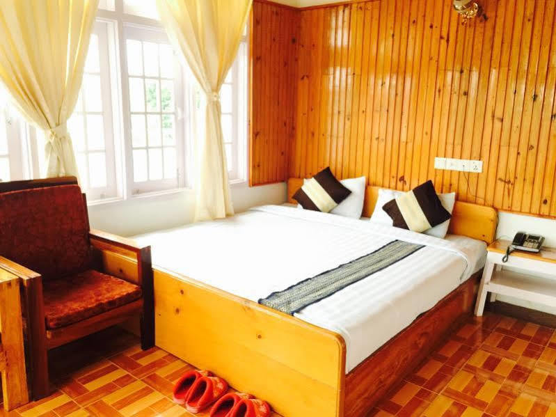 Pine Breeze Hotel Kalaw Bagian luar foto